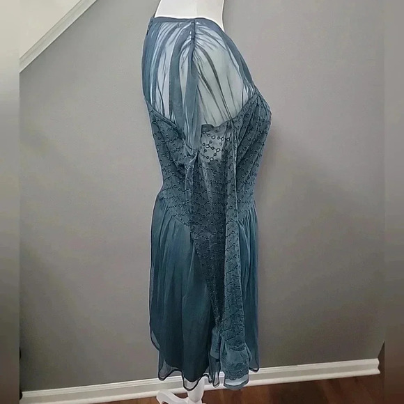 Tularosa Revolve Long-Sleeved Teal Georgette Mini Dress Size Med Romatic Mini - Picture 3 of 5